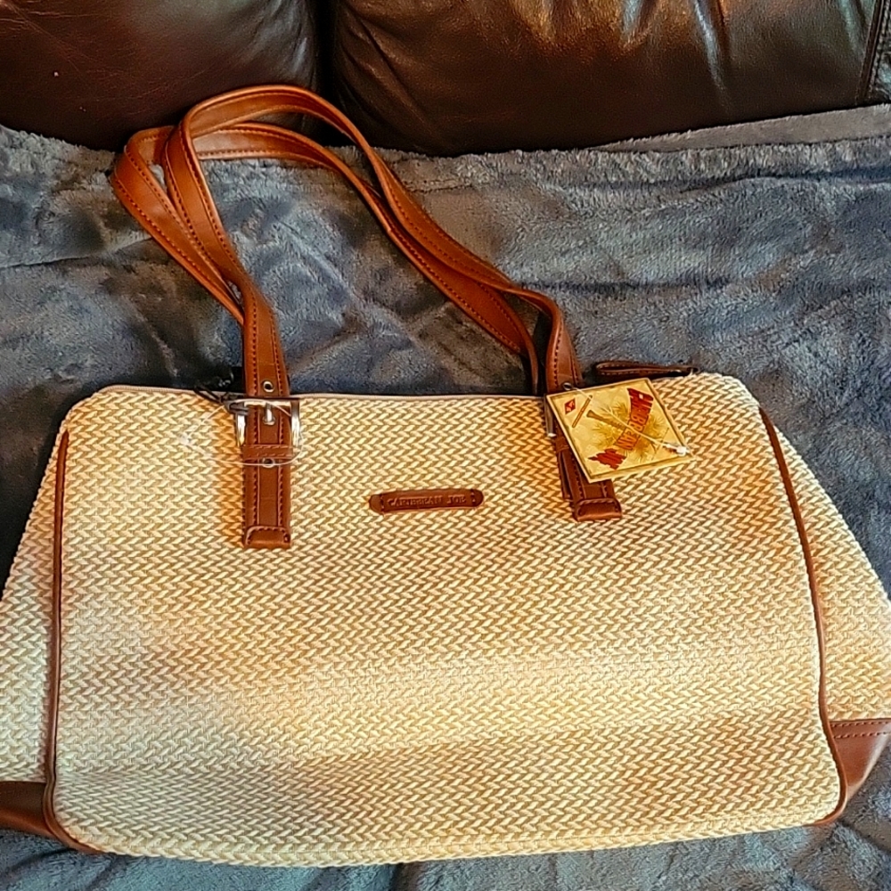 Caribbean Joe purse